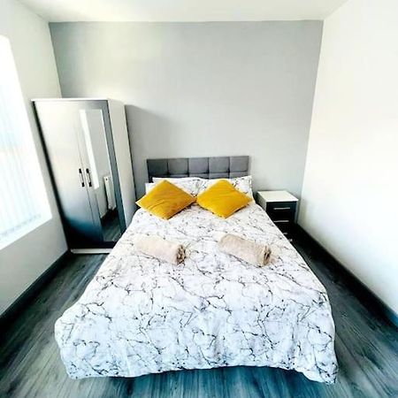 Entrepreneur Stays - 8 Guest House ลิเวอร์พูล ภายนอก รูปภาพ